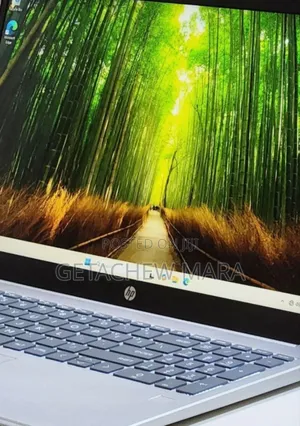 New Laptop HP Stream Notebook 8GB Intel Core I5 SSD 256GB