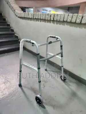 Medical Walker垮狀walking Aid塊莖brand Walker赤道walking Aid New