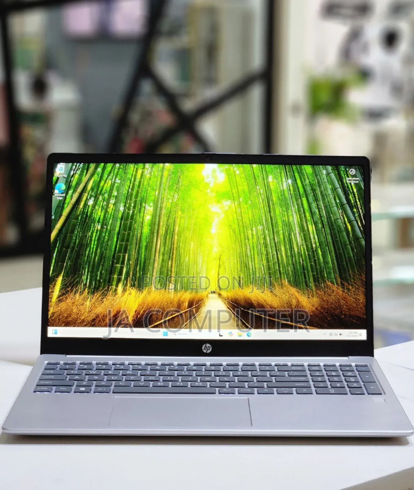 New Laptop HP Stream Notebook 8GB Intel Core I3 SSD 256GB