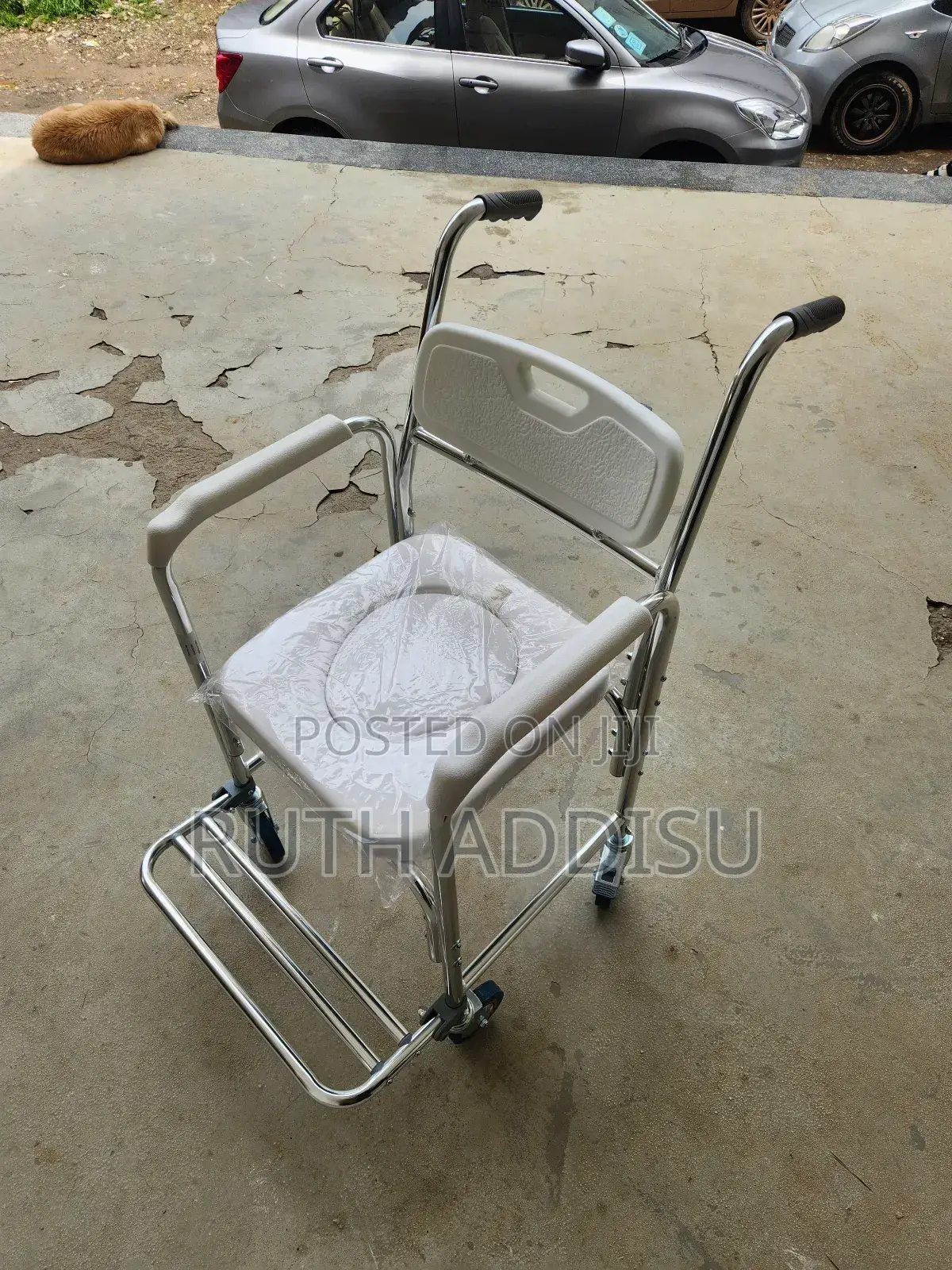 Commode Comfy Wheelchair朱明toilet Seat Poty Wheelchair New