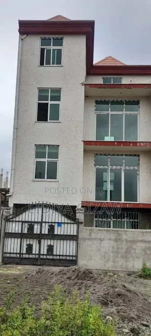 Photo - 5bdrm House in Akaky Kaliti for sale