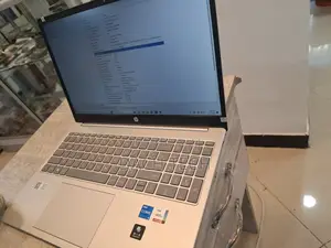 New Laptop HP 14-Dq1025cl 16GB Intel Core I5 SSD 1T