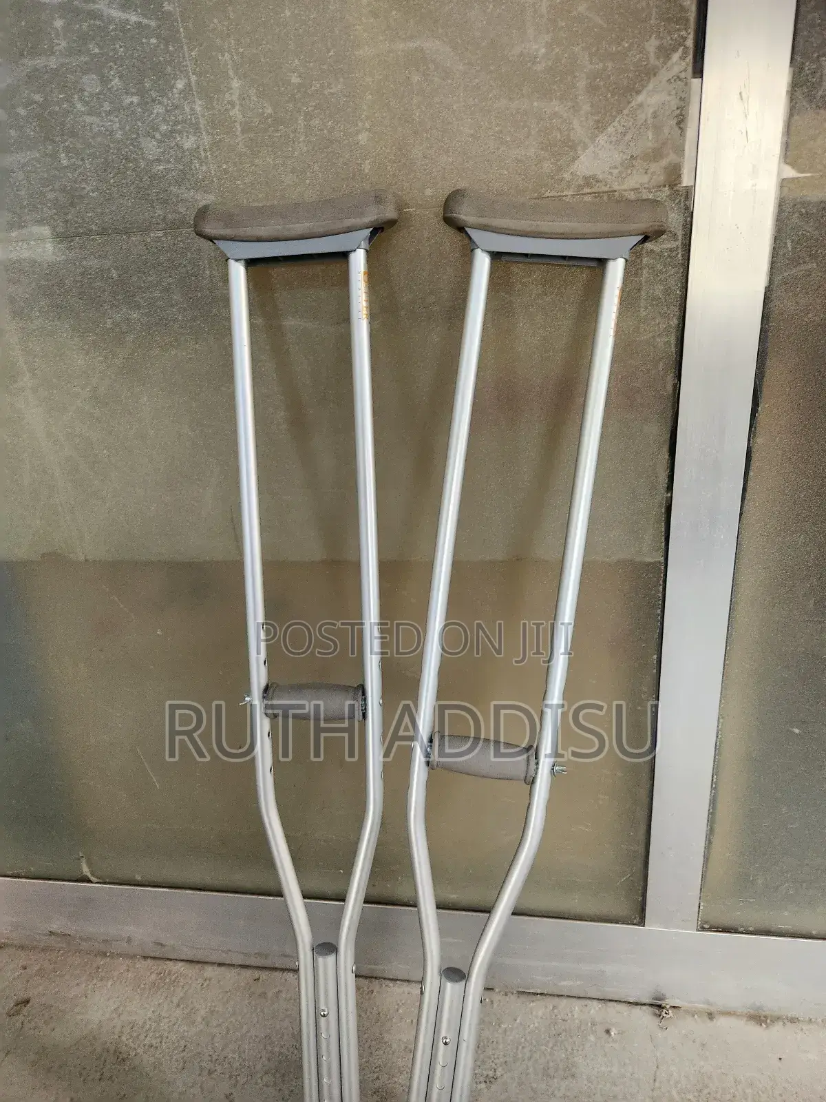 Crutches Axillary Bilateral Crutches喬遷medical Crutches New