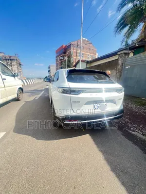 Honda e:NS1 53.6 kWh FWD 2023 White