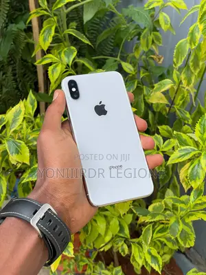 Photo - Apple iPhone X 64 GB White
