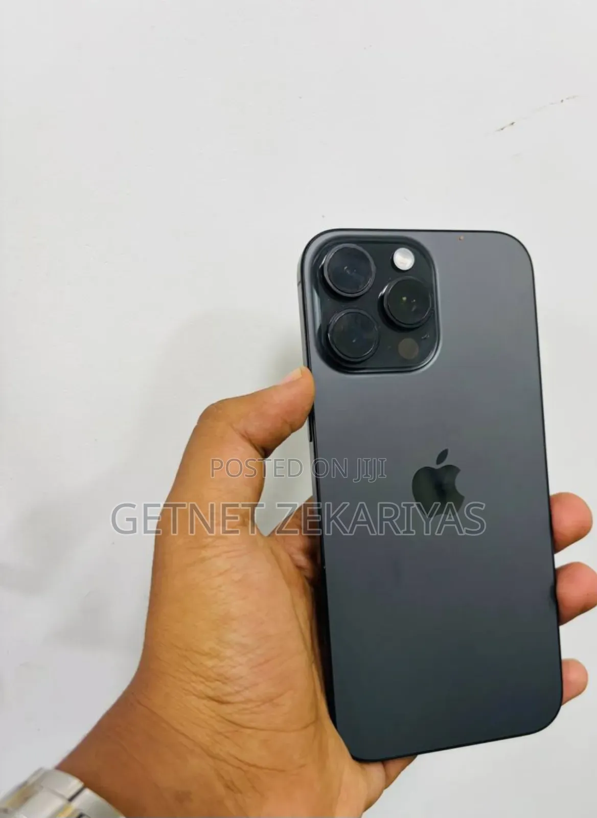 New Apple iPhone 16 Pro Max 1 TB Black