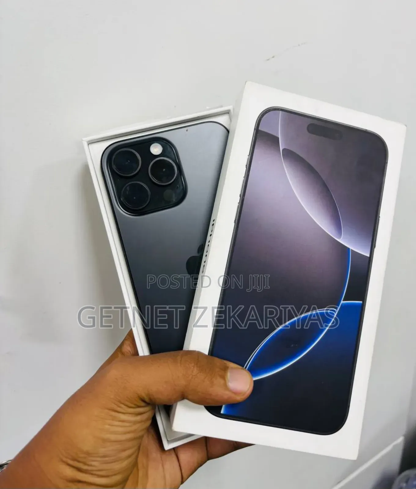 New Apple iPhone 16 Pro Max 1 TB Black