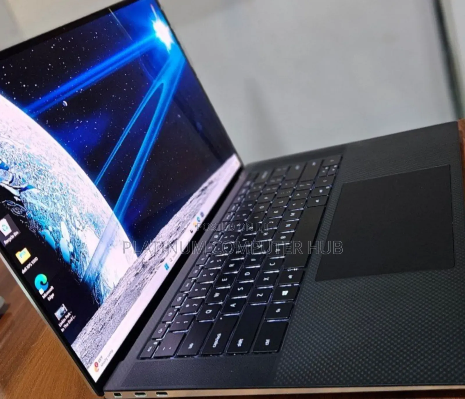 New Laptop Dell XPS 15 32GB Intel Core I7 SSD 1T