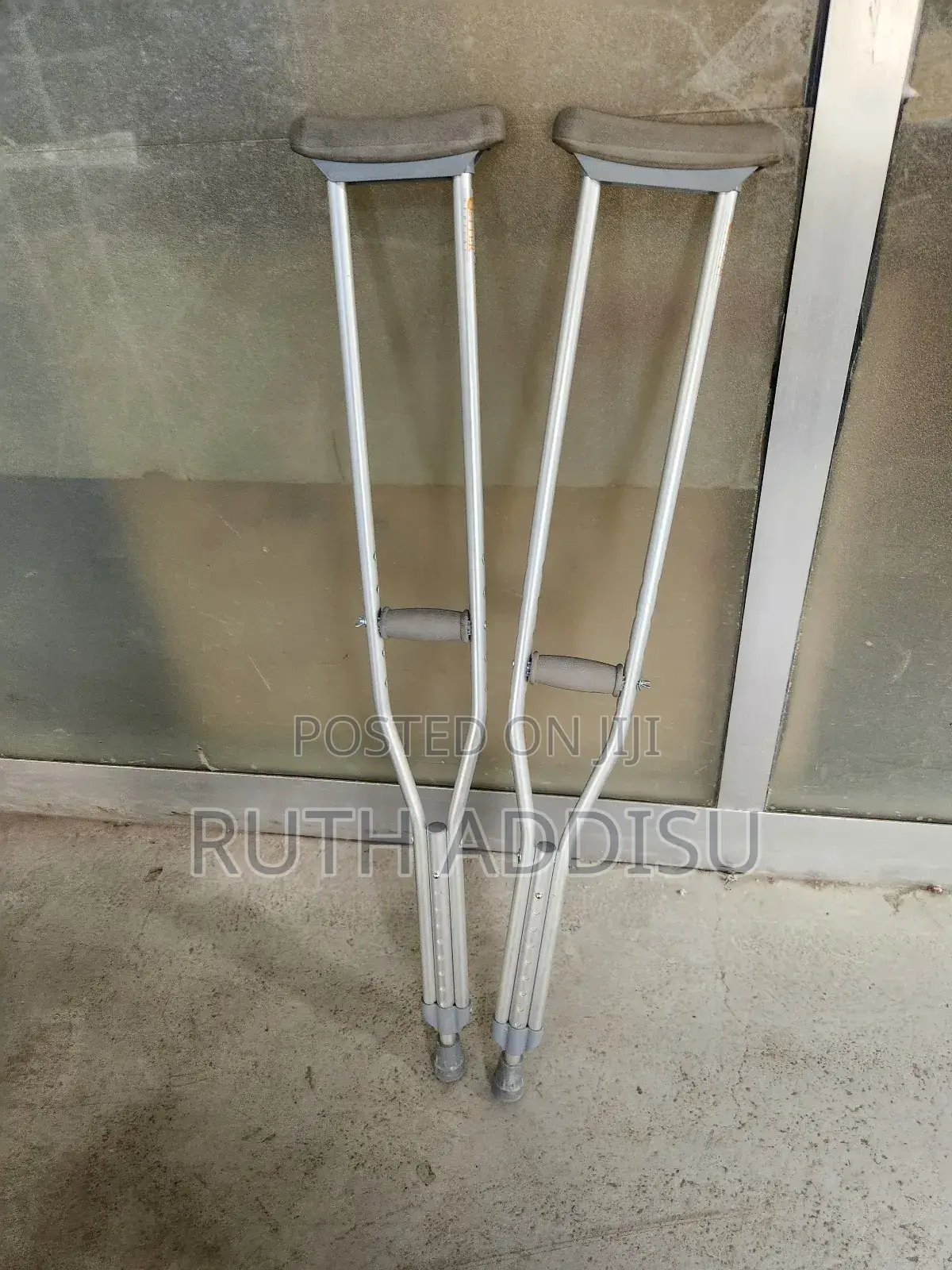Crutches塊頭axillary Bilateral Crutches型態medical Crutches New