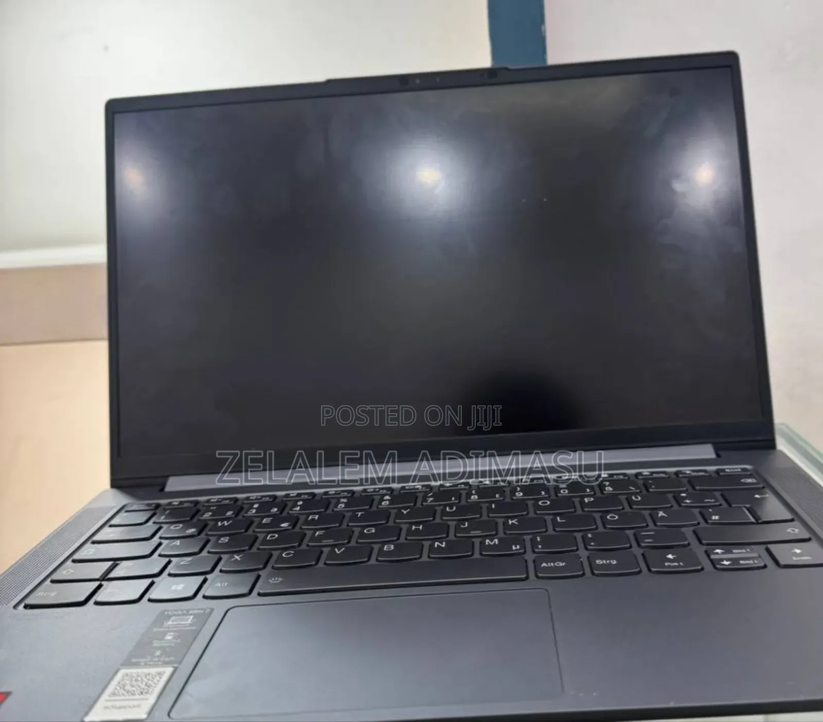 New Laptop Lenovo Yoga 7i 16GB AMD Ryzen 7 SSD 512GB
