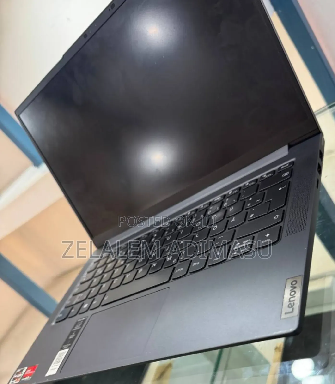 New Laptop Lenovo Yoga 7i 16GB AMD Ryzen 7 SSD 512GB