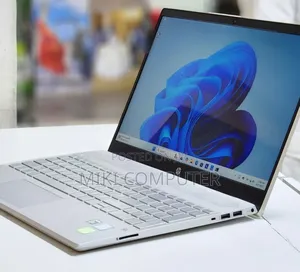 New Laptop HP Pavilion 15 8GB Intel Core I5 HDD+SSD 1T