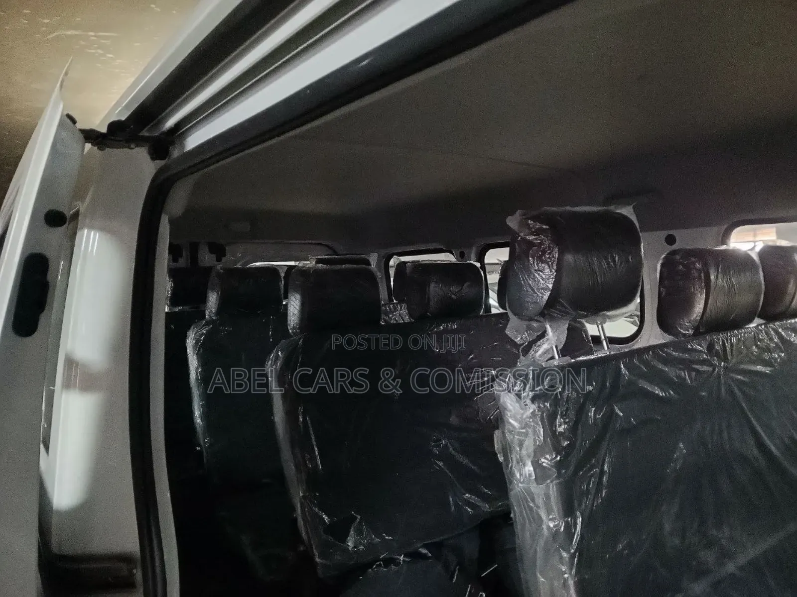 Willing 2025 for Rent With Driver