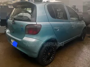 Toyota Vitz 1.0 FWD 5dr 2001