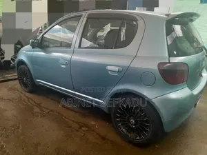 Toyota Vitz 1.0 FWD 5dr 2001