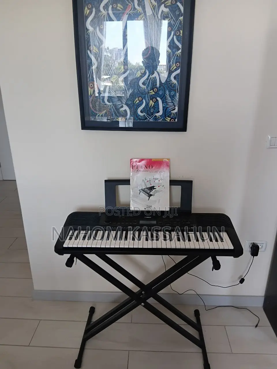Keyboard Piano (Yamaha PSR E273)