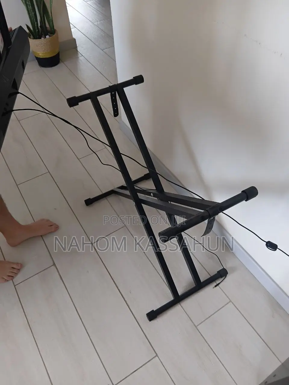 Keyboard Piano (Yamaha PSR E273)