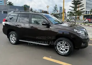 Toyota Land Cruiser Prado 2012 Brown