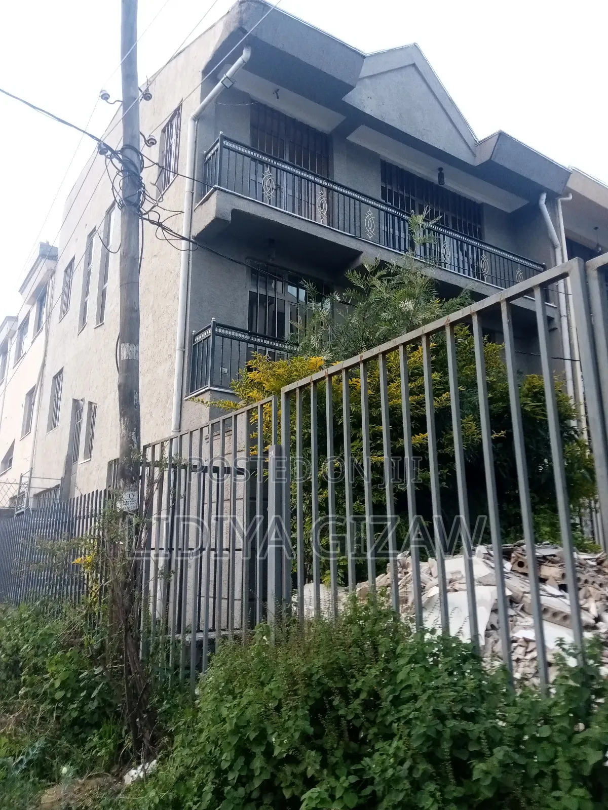 Furnished 4bdrm House in Akaky Kaliti for sale