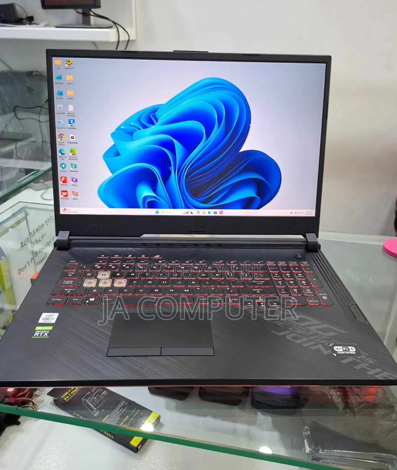 New Laptop Asus ROG Strix SCAR 15 16GB Intel Core I7 SSD 1T