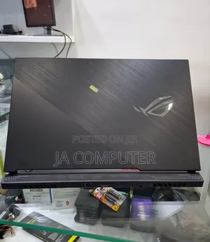 New Laptop Asus ROG Strix SCAR 15 16GB Intel Core I7 SSD 1T