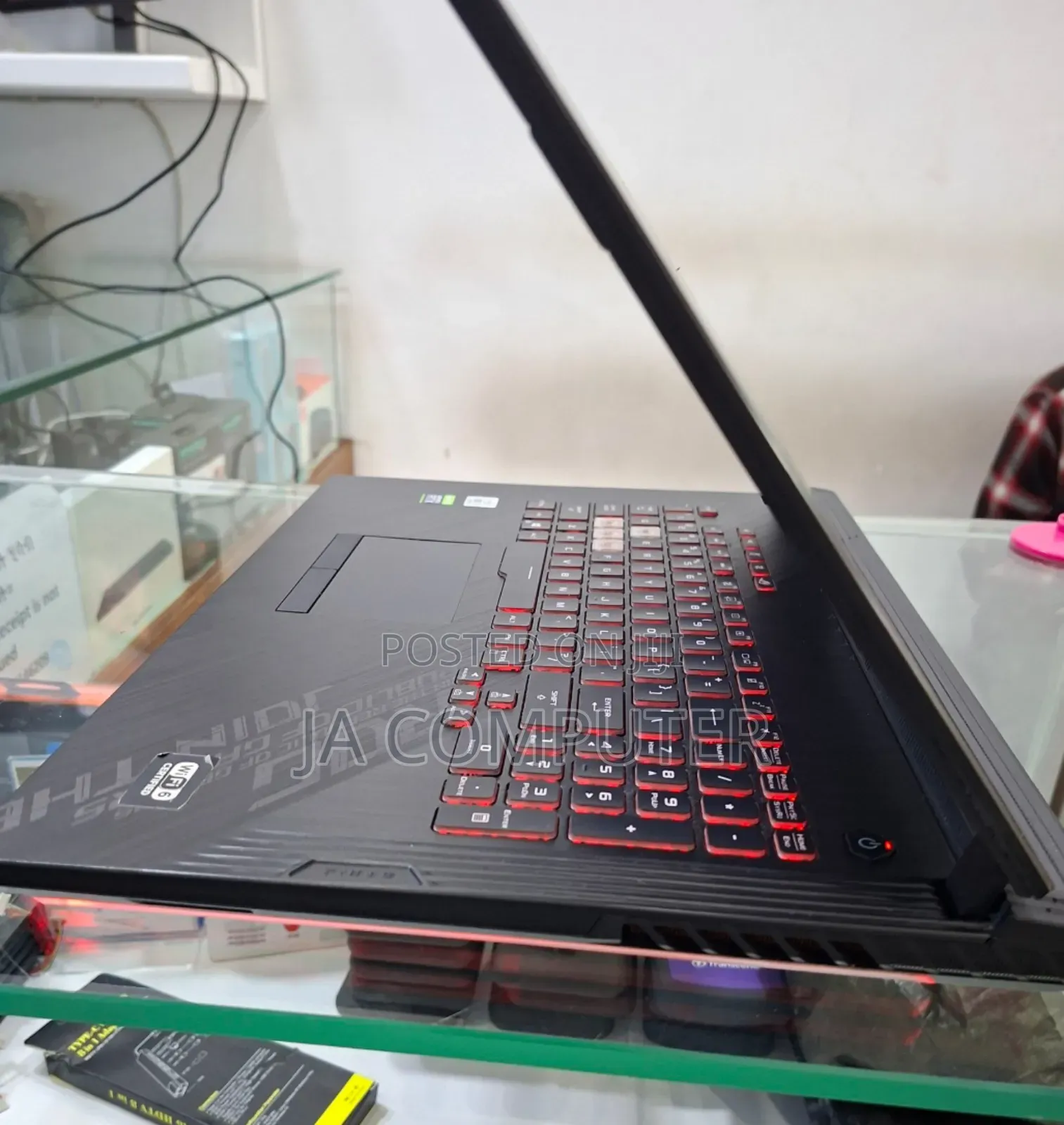 New Laptop Asus ROG Strix SCAR 15 16GB Intel Core I7 SSD 1T