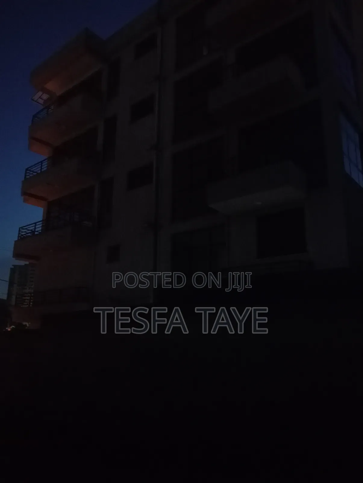 8bdrm Apartment in Yeka for rent