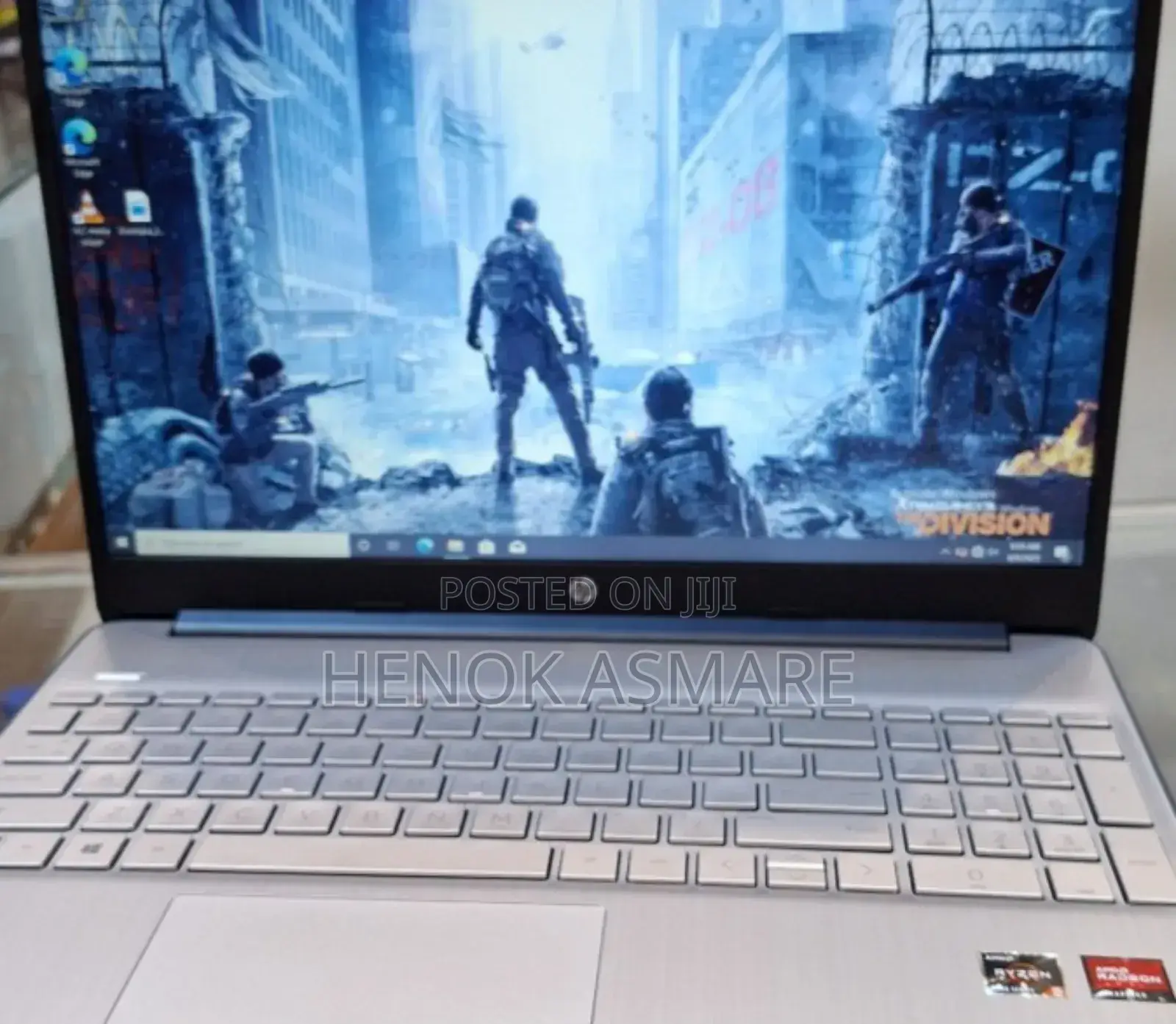 New Laptop HP 16GB AMD Ryzen 5 SSD 1T