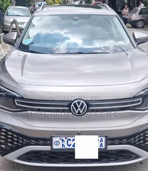 Photo - Volkswagen ID.6 2022 Gray