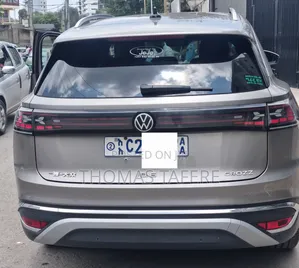 Volkswagen ID.6 2022 Gray