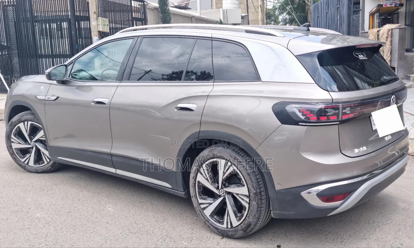 Volkswagen ID.6 2022 Gray