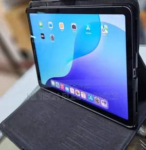 New Apple iPad Air 64 GB Gray