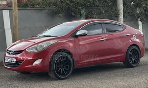 Hyundai Elantra 2013 Red