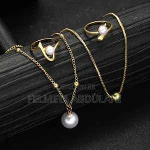 Photo - Pendant Necklace 4 Sets 2 Necklace and 2 Rings