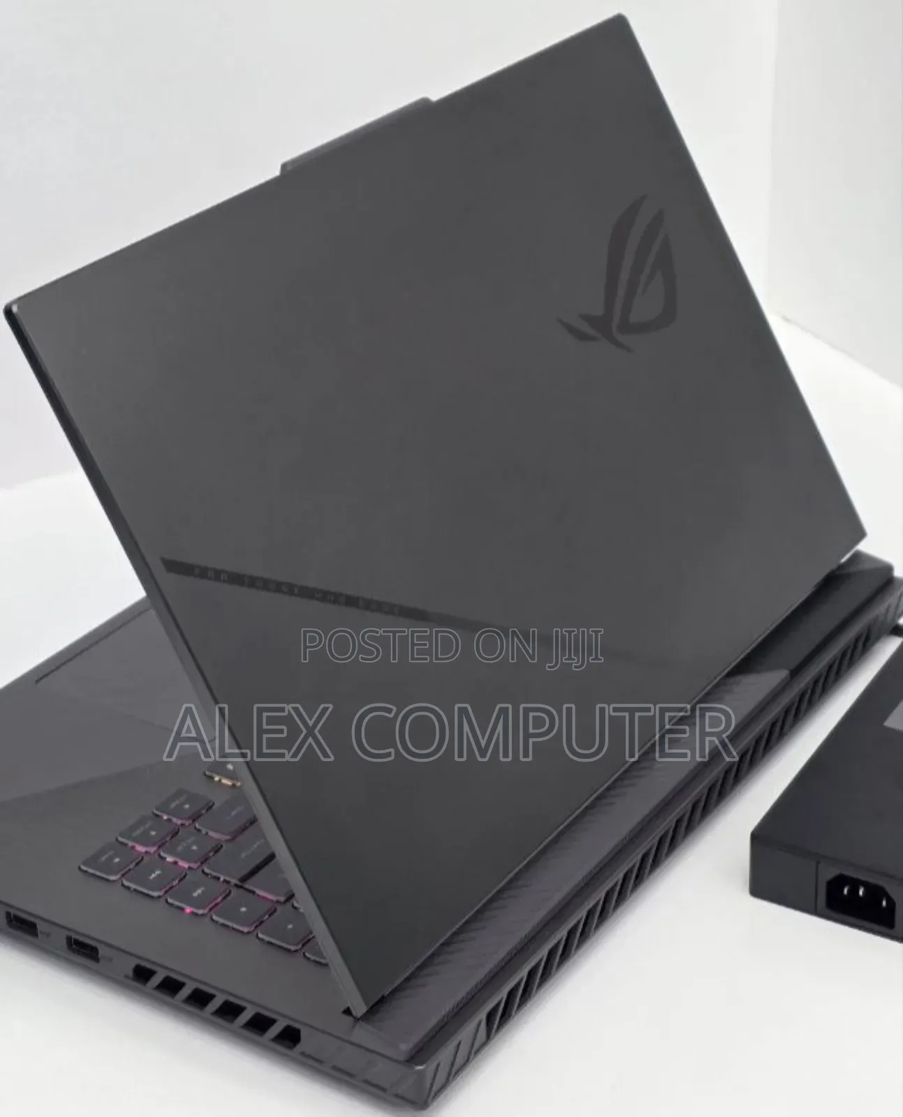 New Laptop Asus ROG Strix G15 16GB AMD Ryzen 9 SSD 1T