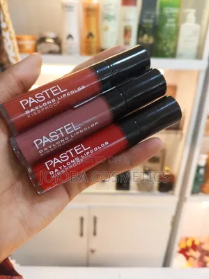 Photo - Pastel Lipstick