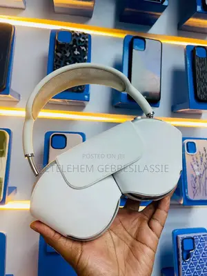 Photo - Apple Airpod Max