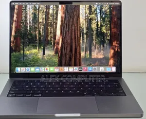 New Laptop Apple MacBook Pro 2023 M3 14-Inch 8GB Apple M3 SSD 512GB