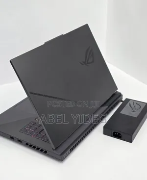 New Laptop Asus 16GB AMD Ryzen 9 SSD 1T