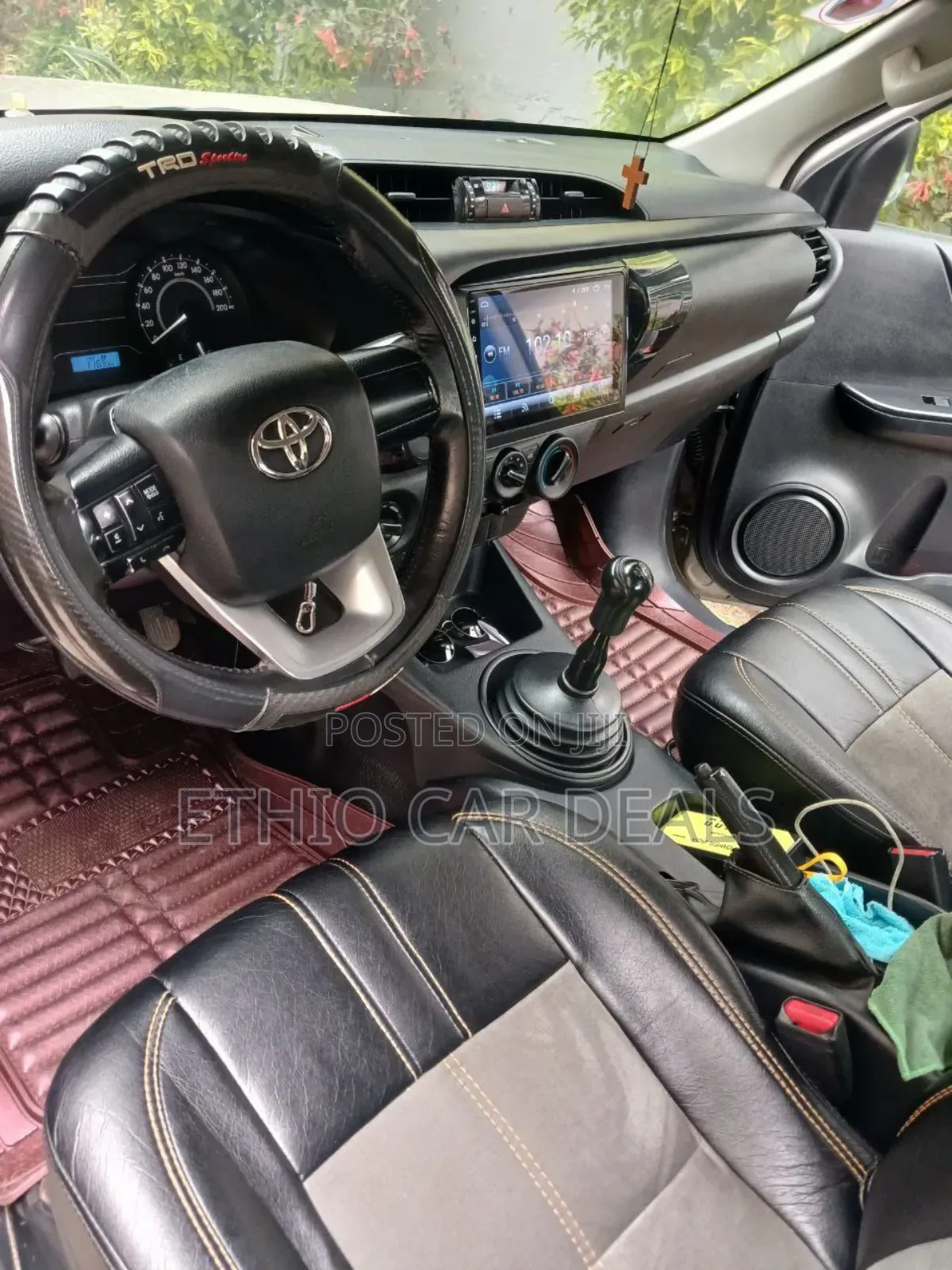 Toyota Hilux 2017 Gold