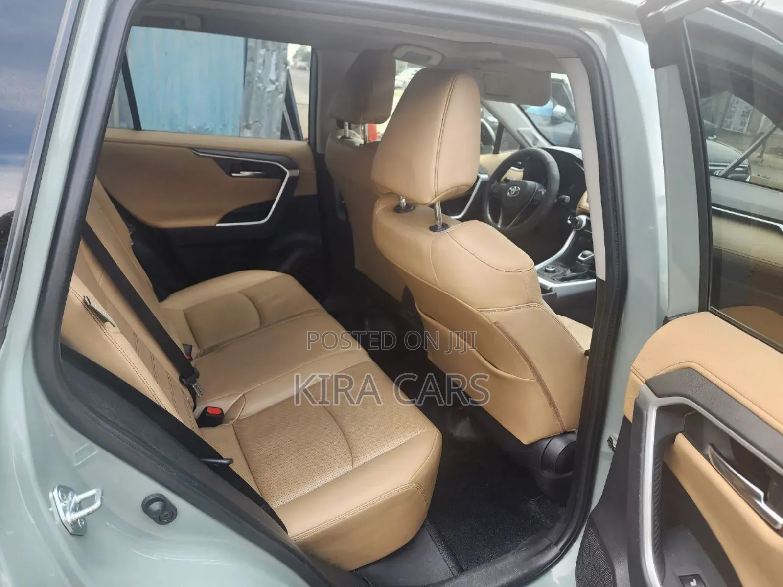 Toyota RAV4 2021 Green