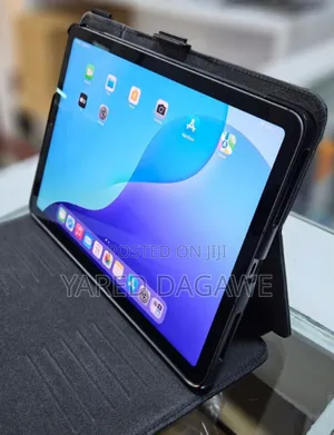 Photo - New Apple iPad 10.2 (2021) 64 GB