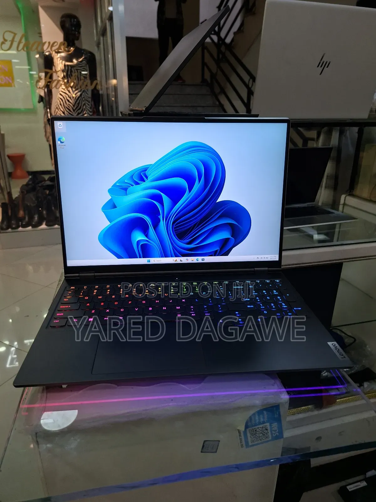 New Laptop Lenovo Legion 5 16GB AMD Ryzen 9 SSD 1T