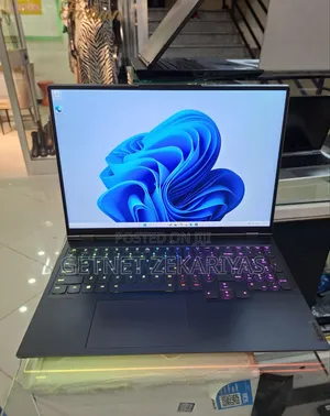 New Laptop Lenovo Legion 7 16GB AMD Ryzen 9 SSD 1T