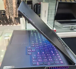 New Laptop Lenovo Legion 7 16GB AMD Ryzen 9 SSD 1T