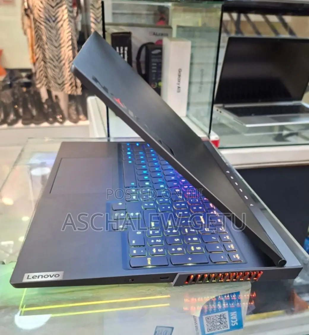 New Laptop Lenovo Legion 5 16GB AMD Ryzen 9 SSD 1T