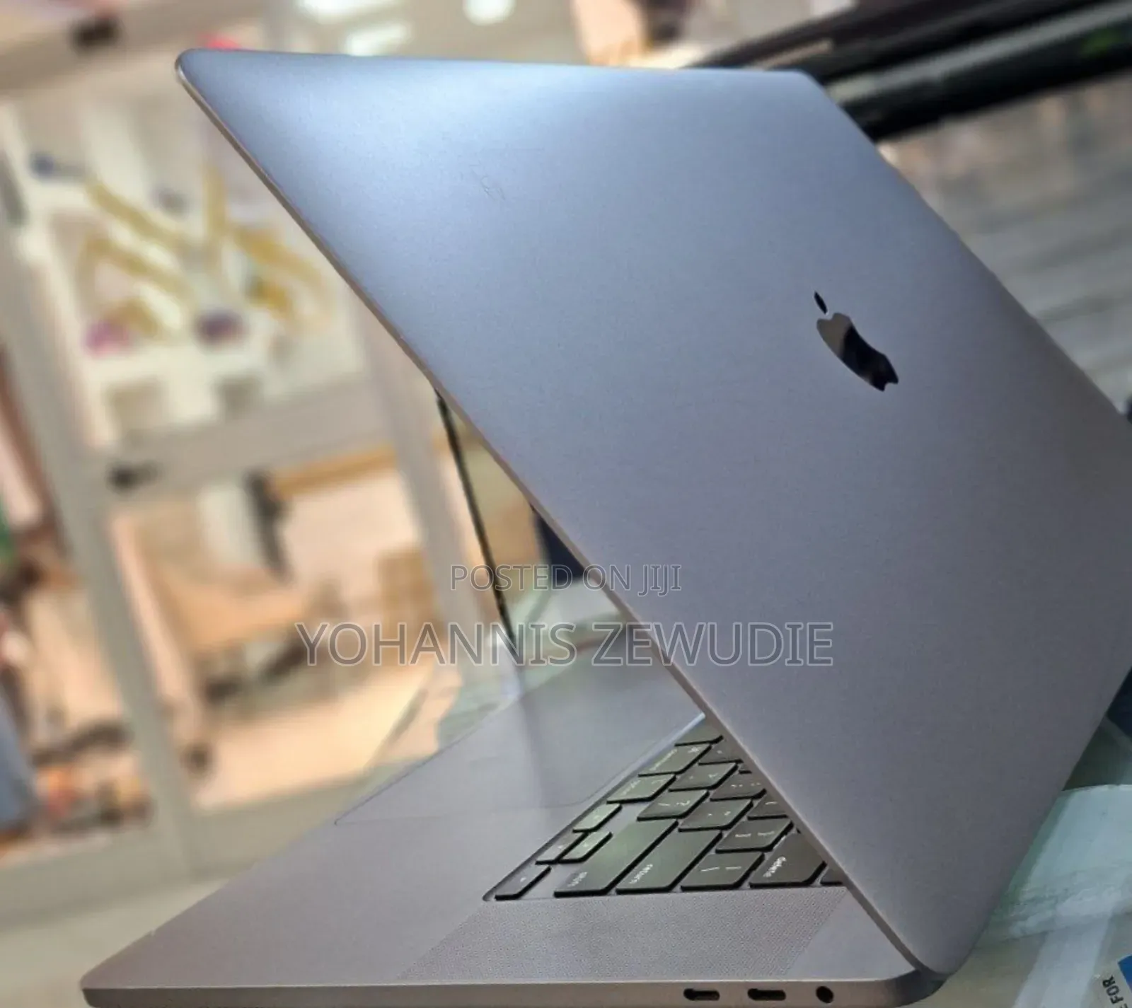 New Laptop Apple MacBook Pro 2019 32GB Intel Core I9 SSD 1T
