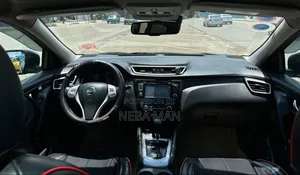 Nissan Qashqai 2016 Brown