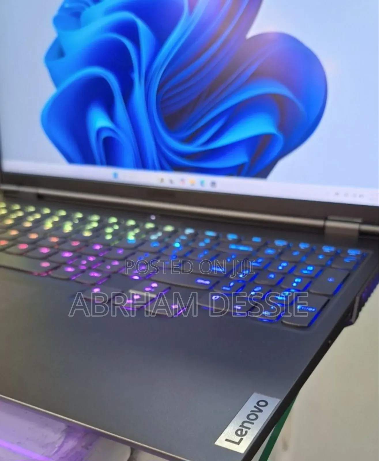 New Laptop Lenovo 16GB AMD Ryzen 9 SSD 1T