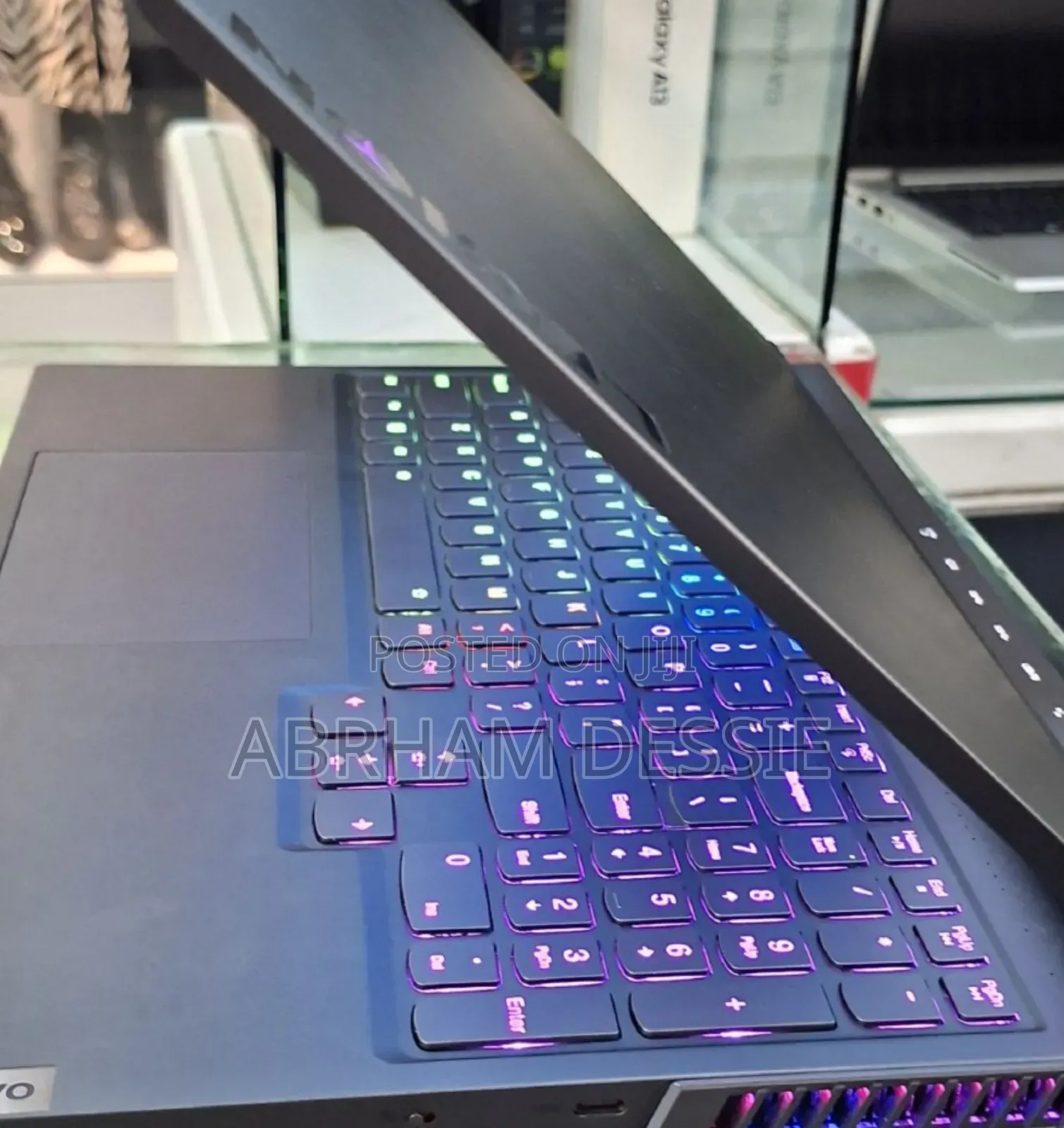 New Laptop Lenovo 16GB AMD Ryzen 9 SSD 1T